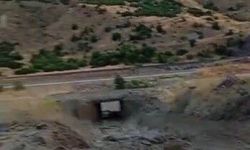 Tunceli’de Dağ Yamaçlarında Heyelan Anı!