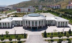 Bitlis Eren Üniversitesi Tıp Fakültesi köklü üniversiteleri geride bıraktı!