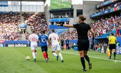 Van'ın Futboldaki Kadın Gücü! İşte Düdük Çalan 3 Cesur Kadın