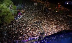 Tatvan Kültür ve Sanat Festivalinde Yoğun Katılım: Halk Çoştu