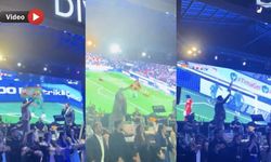 Van’da Düğünde Hem Halay Çekildi, Hem Amedspor İzlendi! Görüntü Gündem Oldu