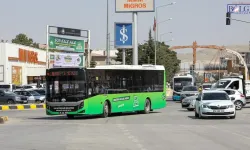 Van’da kritik kavşak kapatıldı! Trafik durma noktasına geldi
