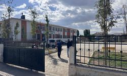 Van’da okulda silahlı öğrenci alarmı! Tüfekle okula girdi