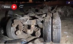 Van-Doğubayazıt yolunda feci kaza! TIR şarampole yuvarlandı