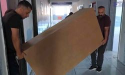 Van’da öğretmenlerden örnek dayanışma! Okullarını yeni döneme hazırlıyorlar