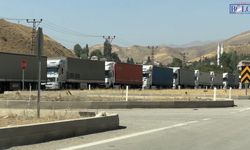 Esendere Gümrük Kapısı’nda TIR kuyruğu 3 kilometreyi aştı! Sürücüler tepkili