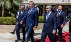Şam’da kritik görüşme! Hakan Fidan’dan SDG mesajı