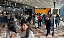 777 bin kişi sinema salonlarına akın etti