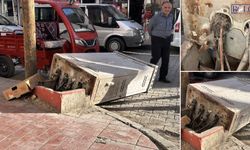 Van’da tehlike yerde yatıyor: Devrilen trafo 3 gündür kaldırılmadı