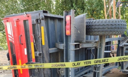 Van’da traktör devrildi: 3 yaralı
