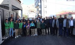 Tuşba’da Yıllardır Beklenen Okul Yolu Sorunu Çözüldü