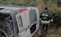 Van’da Minibüs Devrildi: 6 Kişi Yaralandı