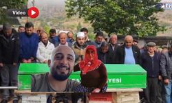 Kalp krizi geçirerek hayatını kaybeden anne ve oğlu defnedildi