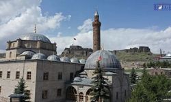 Hac kafile sorumlusu, 23 yaşındaki kadına tecavüzden tutuklandı