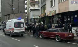 Hakkari’de ortalık karıştı: Taşlı sopalı kavgada 4 yaralı