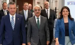 İmralı Heyetinden Siyasi Parti Turu: İlk Görüşme Özgür Özel’le