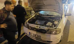 Van’da seyir halindeki otomobil alev aldı