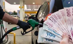 Akaryakıtta Yüzler Gülüyor: Motorine Yeni İndirim!