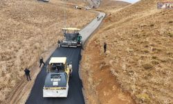Van Başkale’de 10 Kilometrelik Asfalt Çalışması