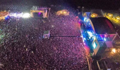 Van Bu Akşam Simge ile Coşacak! Kültür Yolu Festivali'nde 4. Gün Heyecanı