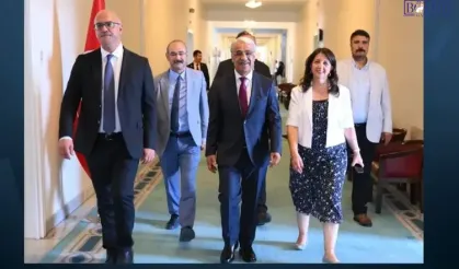 DEM Parti İmralı Heyeti yola çıktı! Öcalan ile görüşecekler