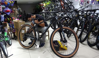 Van’da Bisiklet Rüzgarı: Yeni Yollarla Pedal Çevirenlerin Sayısı Arttı