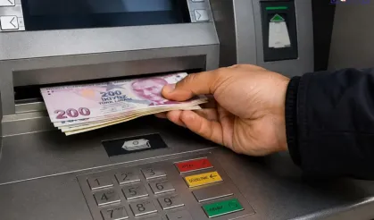 ATM’lerde yeni dönem: 10, 20 ve 50 TL’lik banknotlar tarihe mi karışıyor?