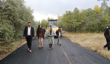 Başkale Belediyesi İlçede Yol Çalışmalarını Sürdürüyor