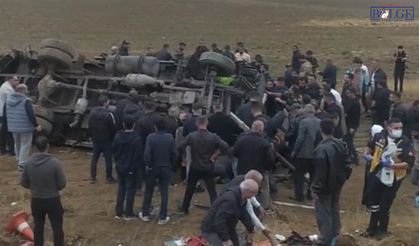 Yüksekova’da iki ayrı trafik kazası: 2’si ağır 9 yaralı