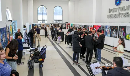 Van’da genç sanatçıların eserleri görücüye çıktı