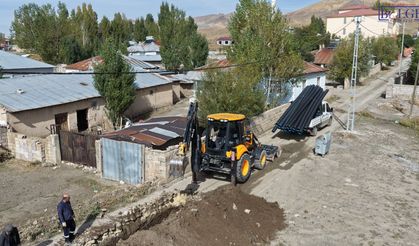 Özalp’ta yıllardır süren kanalizasyon sorunu çözüldü