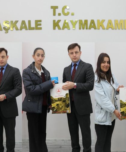 Başkale’de en çok kitap okuyan öğrenciler belli oldu