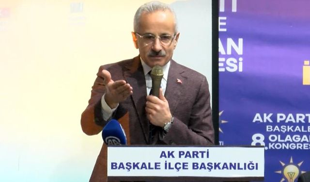 Bakan Uraloğlu, Başkale'de 8. Olağan İlçe Kongresi'ne katıldı