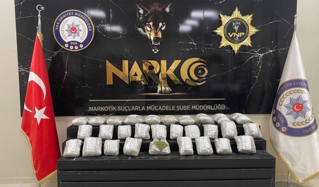 Van'da 12 kilo 900 gram esrar ele geçirildi