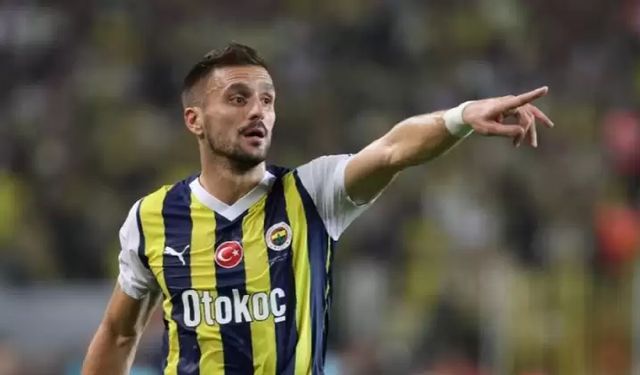 Dusan Tadic yeni sözleşmeyi kaptı