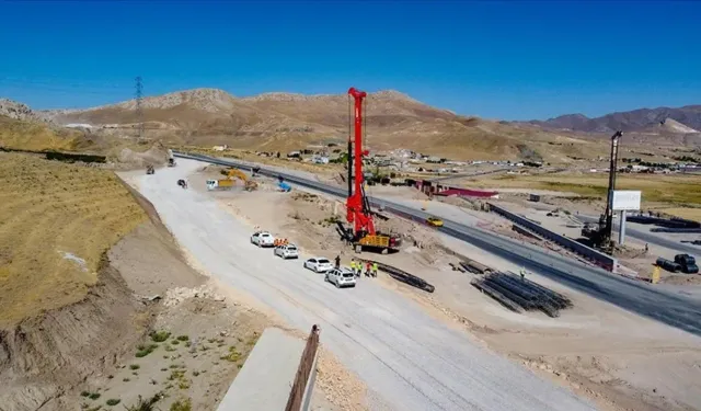 Van Çevre Yolu'nun son durumu masaya yatırıldı