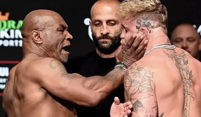 Herkesin beklediği maç öncesi Mike Tyson'dan Jake Paul'a tokat!