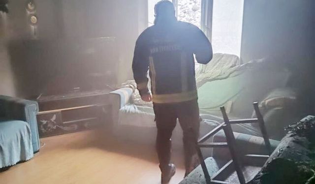 Çatak ilçesinde ev yangını