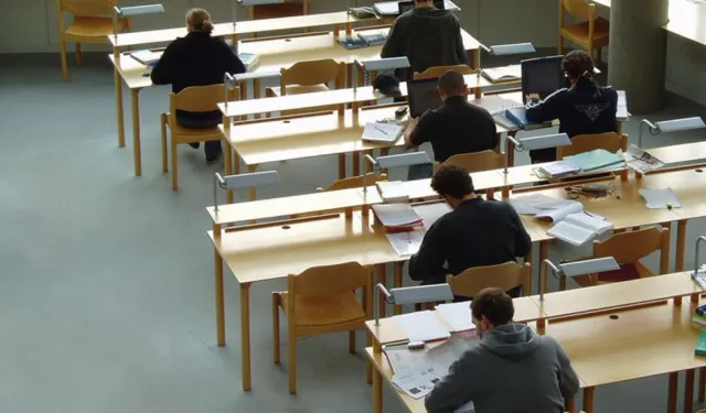 Liselerin zorunlu eğitimden çıkarılması gündemde