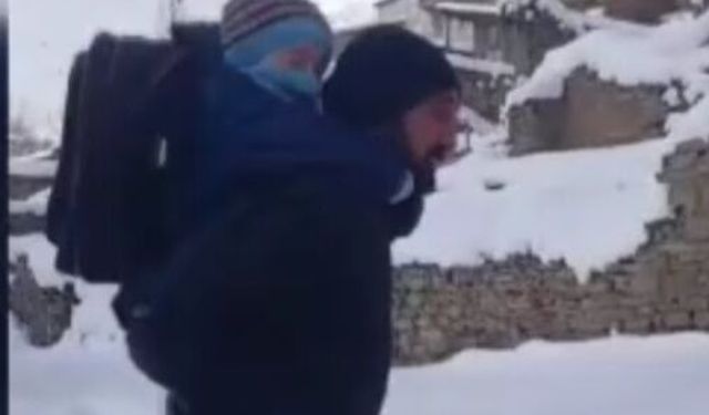 Gevaş'ta fedakâr bir öğretmen...