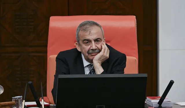 Sırrı Süreyya Önder'in son durumu: Refleksleri azaldı