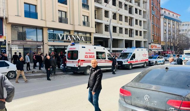 Van'da mağazaya silahlı saldırı: 1 ölü, 3 yaralı