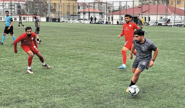 Vangölüspor, haftayı 1 puanla kapattı