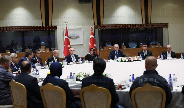 Cumhurbaşkanı Erdoğan, işçilerle bir araya geldi