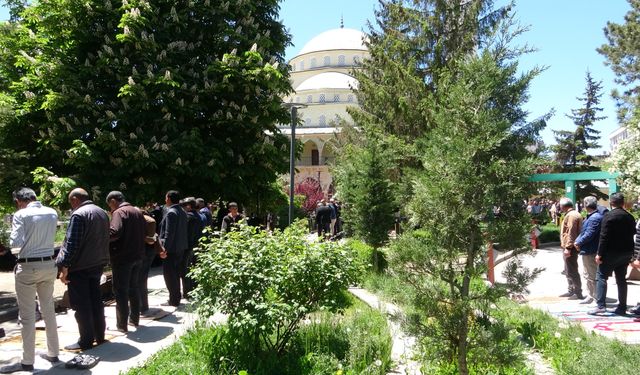 Van'da Tarihi Camiye Veda, Yeniden İnşa Edilecek