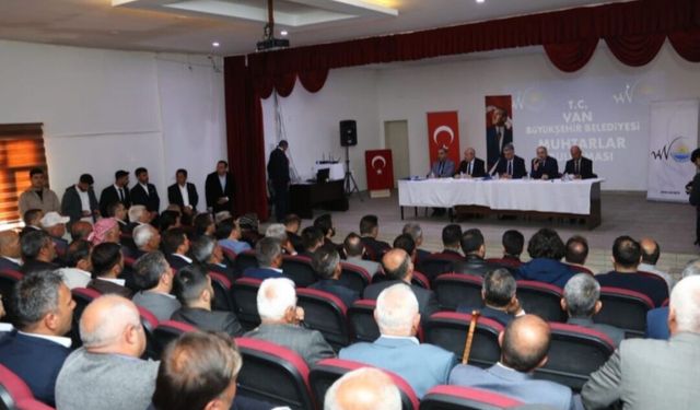 Çatak ve Bahçesaray’da muhtarlar toplantısı...