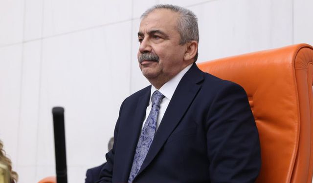 Sırrı Süreyya Önder hayatını kaybetti