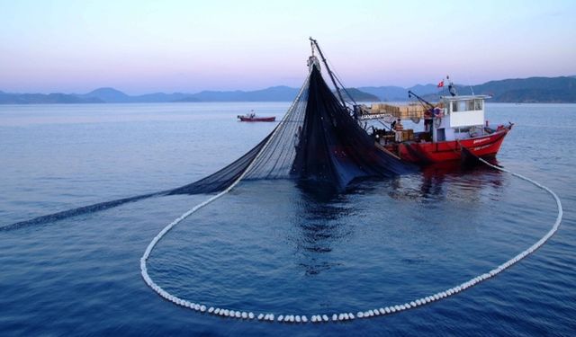 Üç aylık yasak sona eriyor, tekneler göle dönüyor
