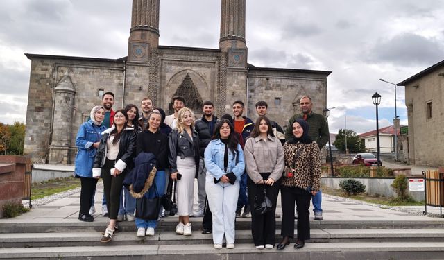 Aşkale Öğrencilerinden Erzurum Gezisi