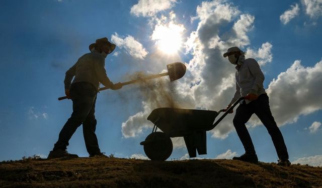 Van'daki Höyükte 5 Bin Yıl Öncesine Ait Yaşam İzleri Keşfedildi